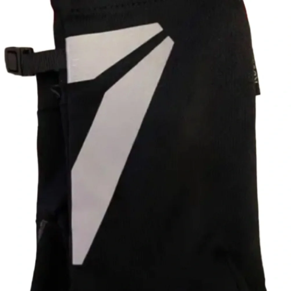 NWT Reebok Tech Touch Reflective Stripes Running Gloves Black One Size Fits Most